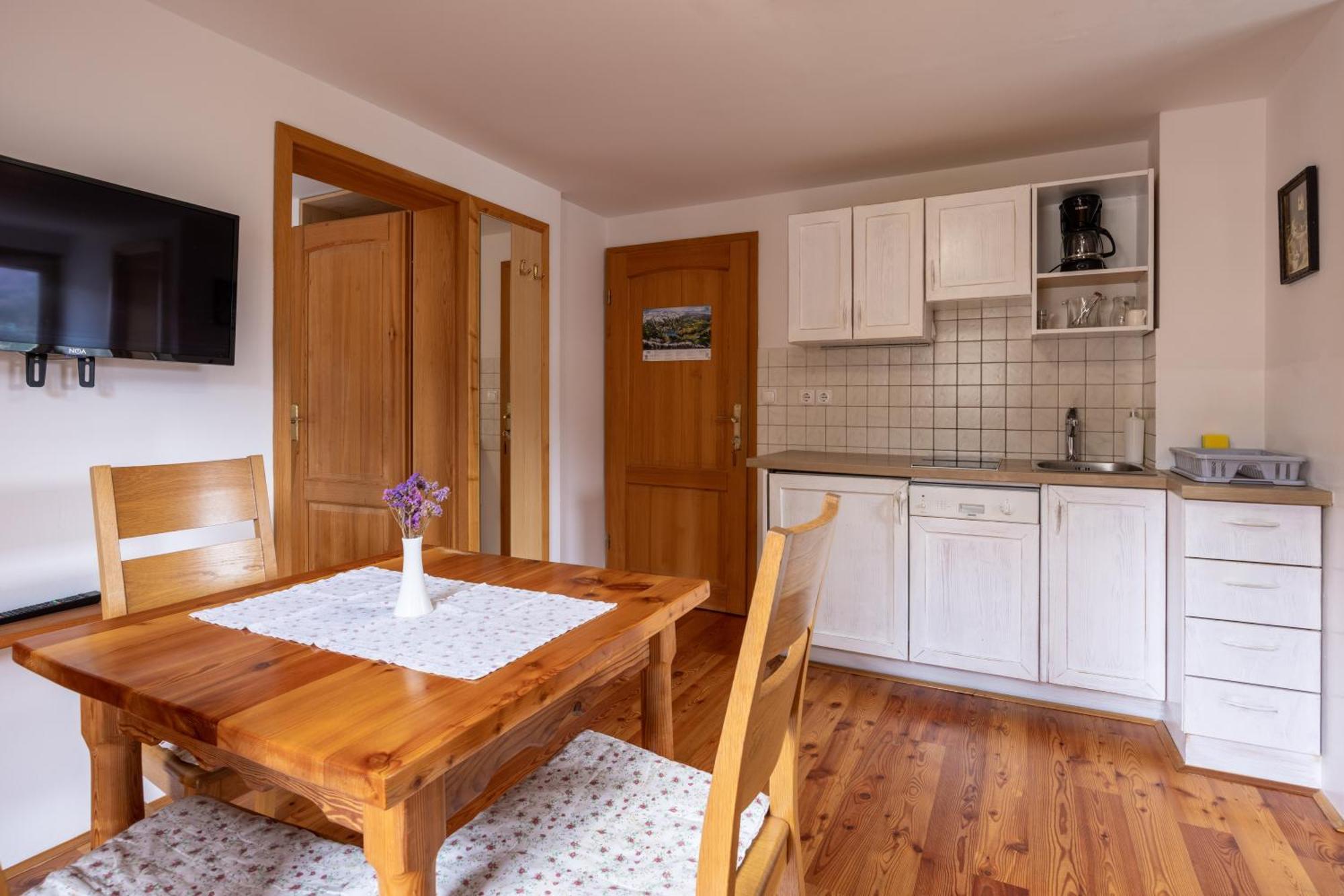 Apartments Brina Бохінь Екстер'єр фото